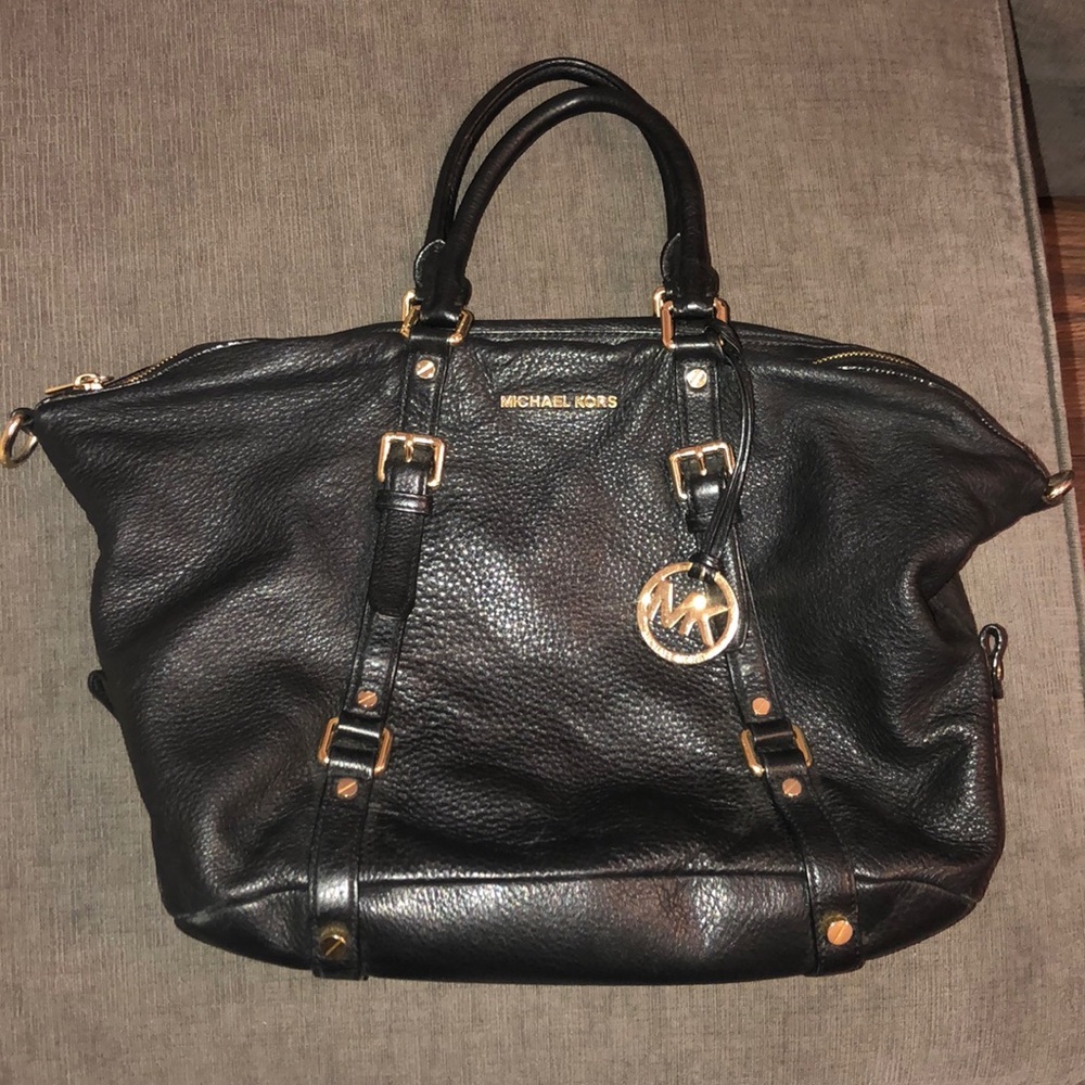 Michael Kors black & gold bag!